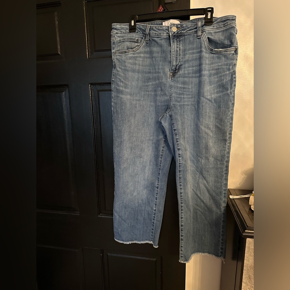 16W Short jeans